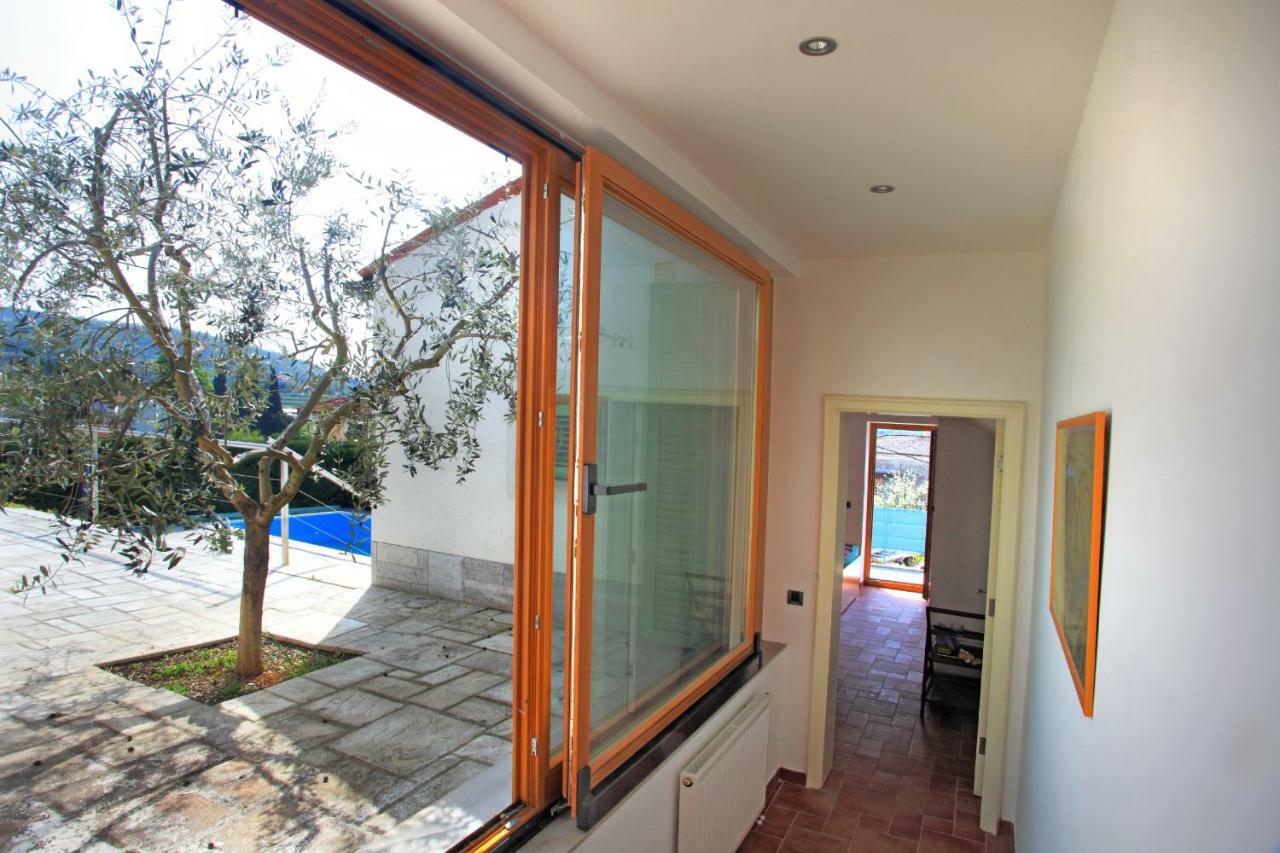 Spacious Villa In Parecag With A Swimming Pool Sečovlje Extérieur photo